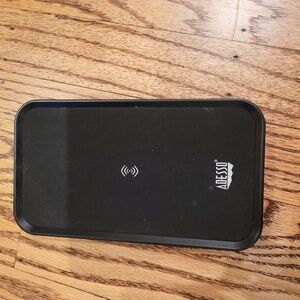 Adesso Phone Charger